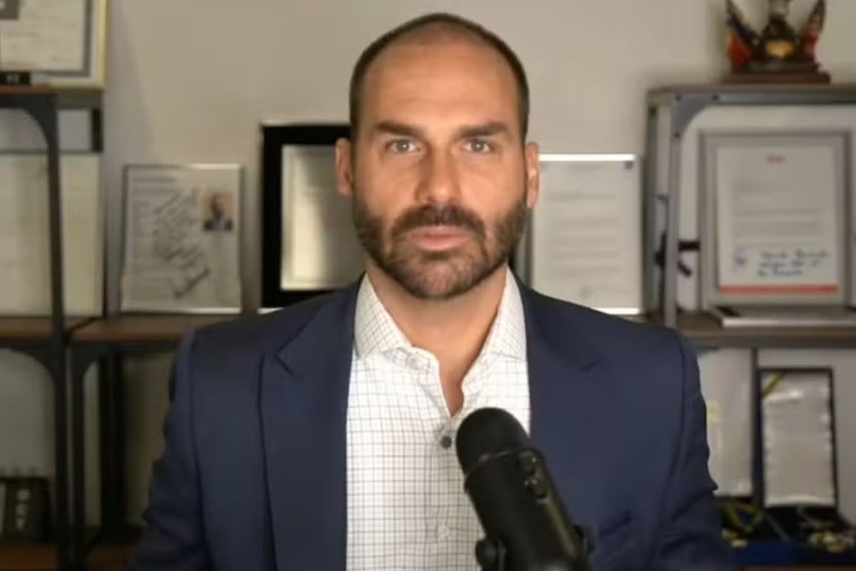 Eduardo Bolsonaro reage a áudio de Malafaia chamando-o de "babaca"