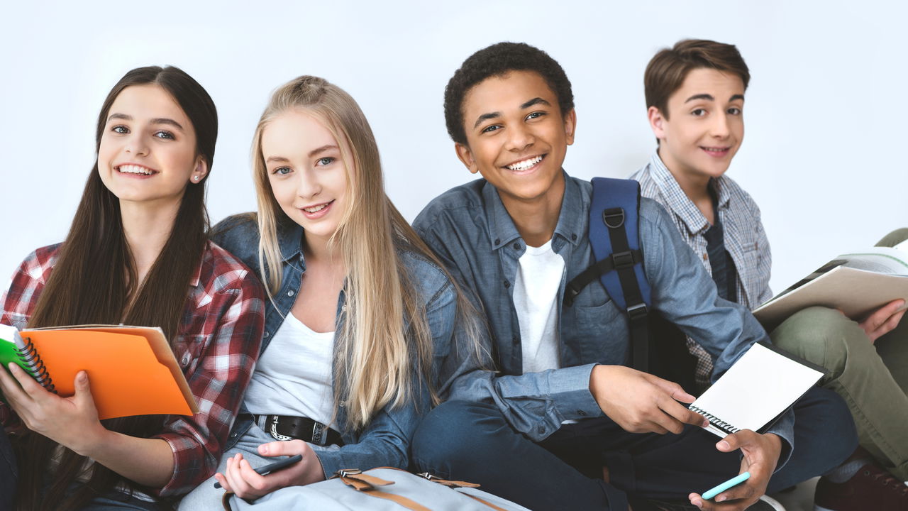 Receber para estudar? Entenda o programa que está movimentando a educação