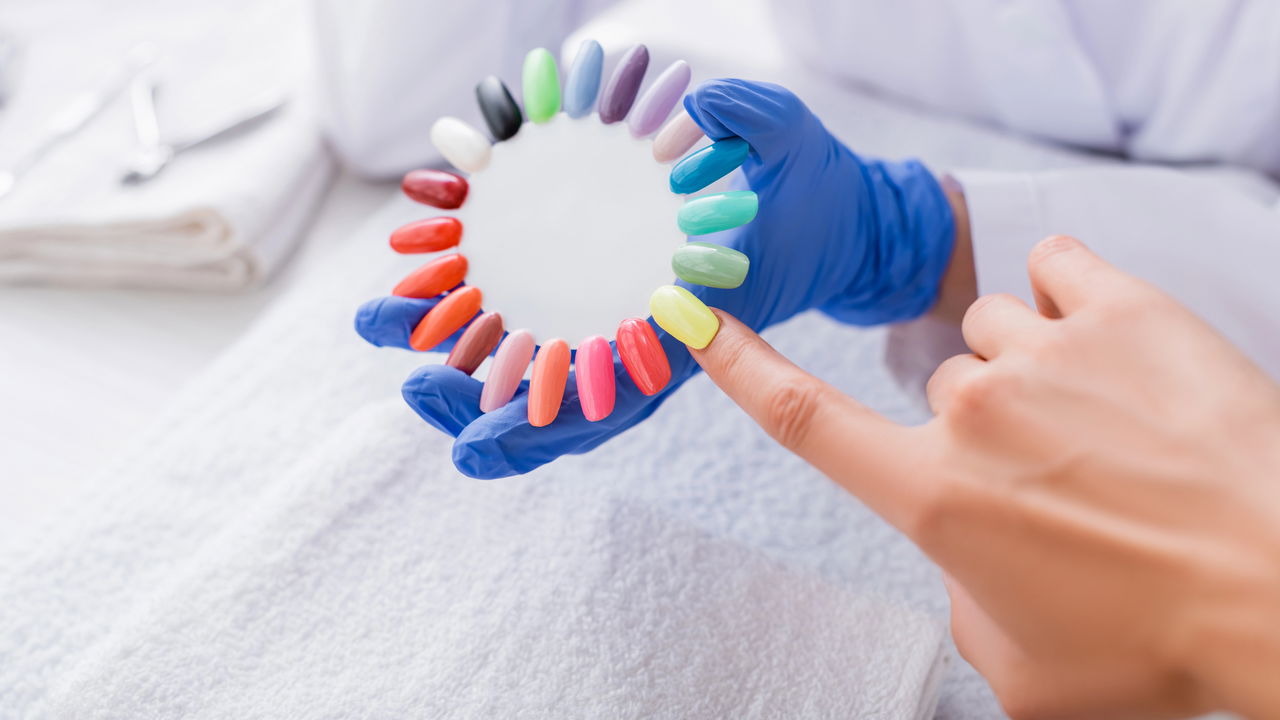 Esmaltes chiques trazem equilíbrio entre clássico e moderno