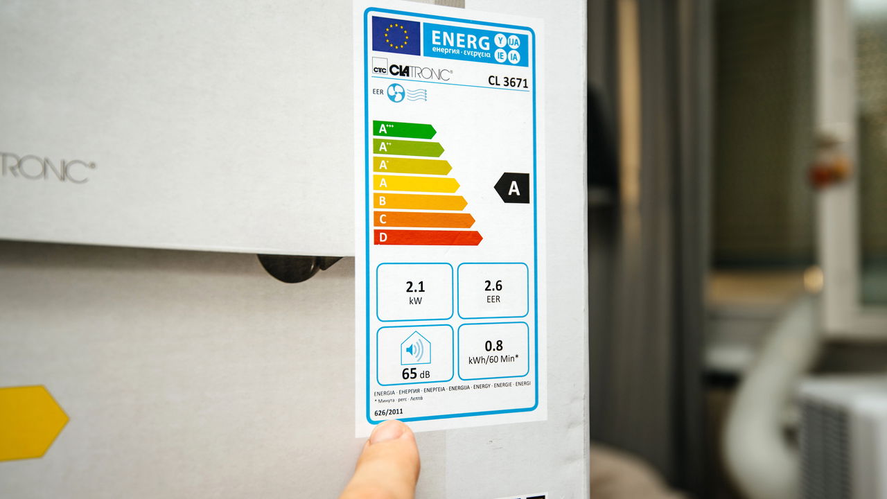 O que significa essa etiqueta na geladeira que reduz até 40% da sua conta de luz