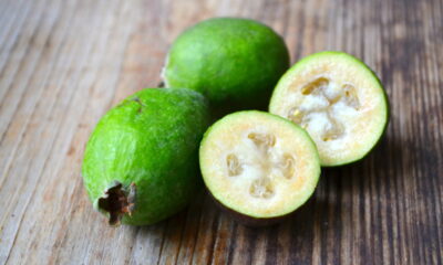 Fruta brasileira pouco conhecida tem gosto de abacaxi, goiaba e morango, e perfuma a casa toda