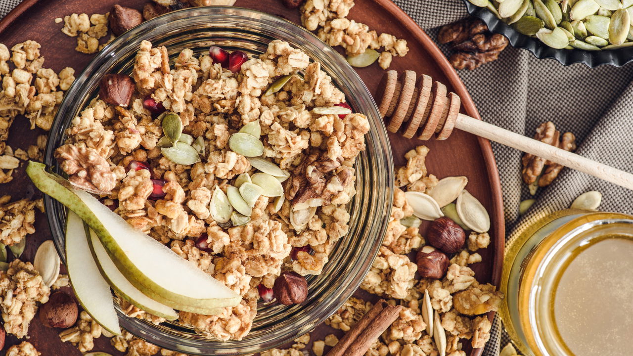 Como fazer granola crocante em casa que dura 2 semanas