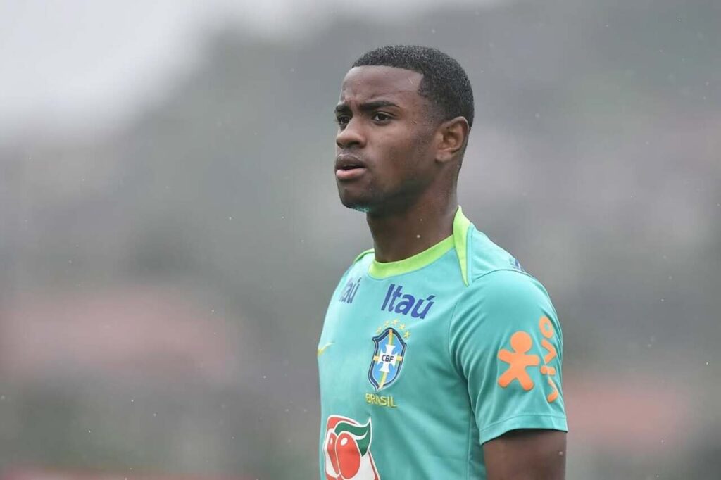 Time Europeu Entra na Disputa por Jovem Craque Brasileiro