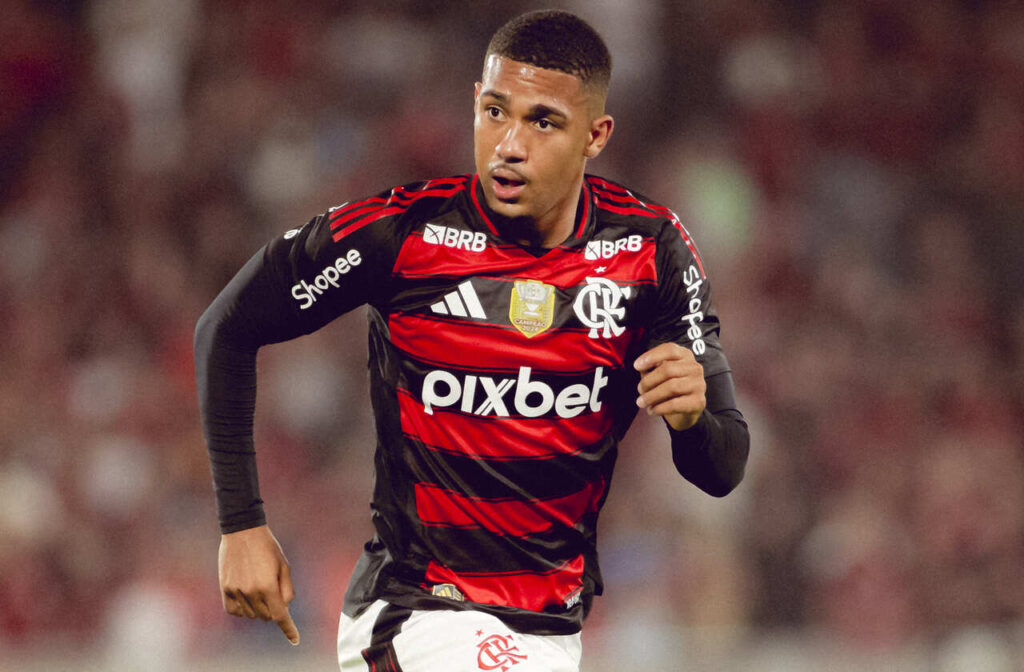 SAMUEL LINO - Animado pela convocação para Seleção, buscou a velocidade e o drible na construção das jogadas. No entanto, encontrou uma defesa bem fechada do Tricolor. Boa capacidade de movimentação. NOTA 6.5 -