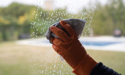 Truque caseiro para deixar vidros sem manchas