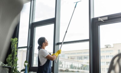 Passo a passo explica como limpar vidros com solução caseira