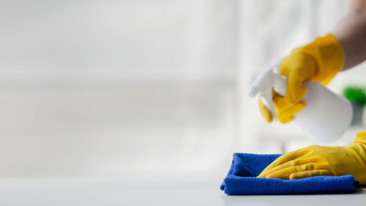 Uso combinado de álcool 70% e multiuso otimiza a higienização