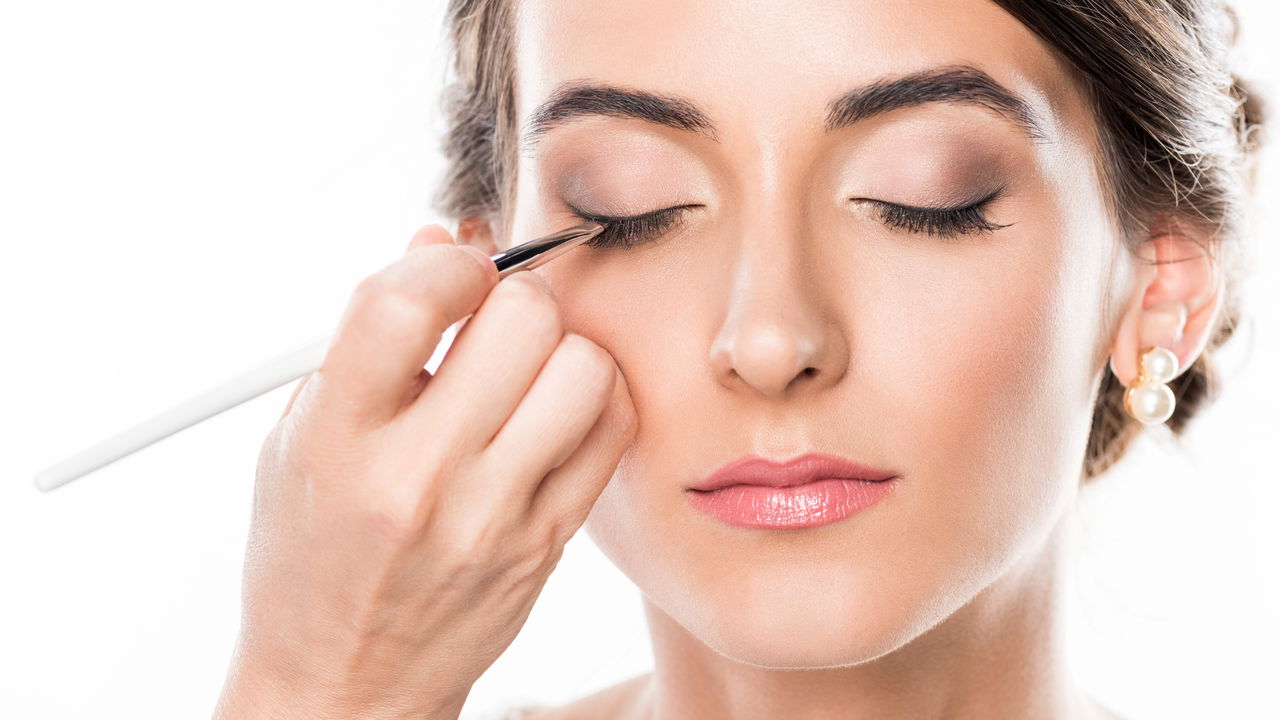 Realce o olhar com técnica de olhos mais abertos e descansados