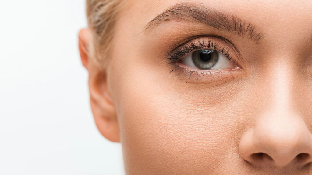 Realce o olhar com técnica de olhos mais abertos e descansados