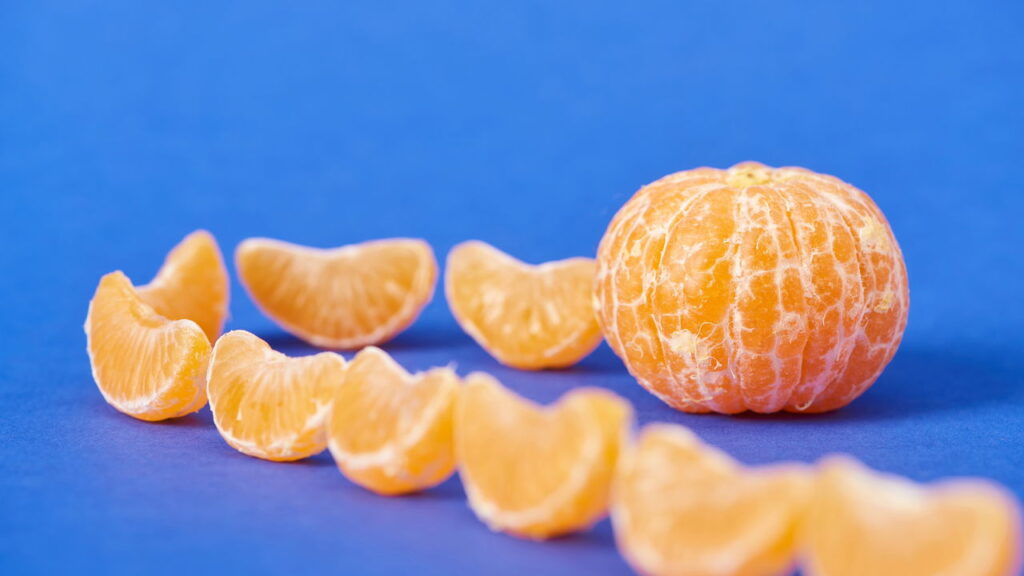 Fruta azedinha tem mais vitamina C que laranja e protege contra gripe de verdade