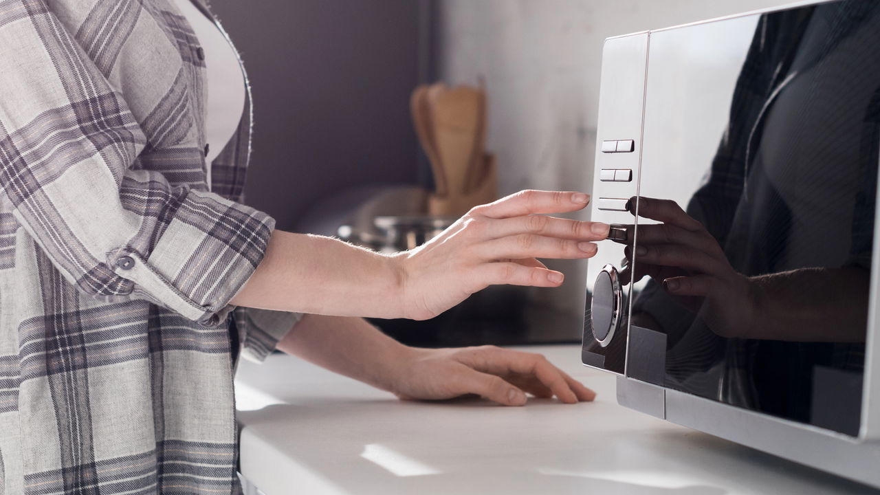 Você sabe o que significam os ícones do micro-ondas