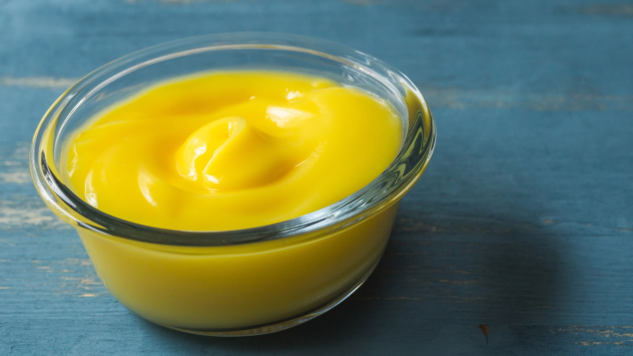 Mousse de manga com 2 ingredientes vira sobremesa mais fácil