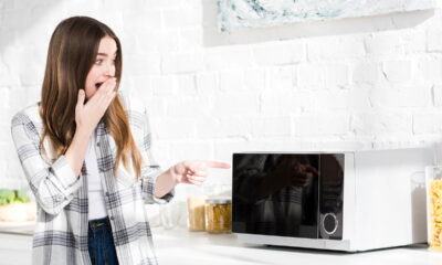 O que significa o barulho do micro-ondas após o uso