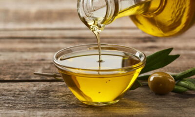 O que significa quando o óleo espirra na hora de fritar