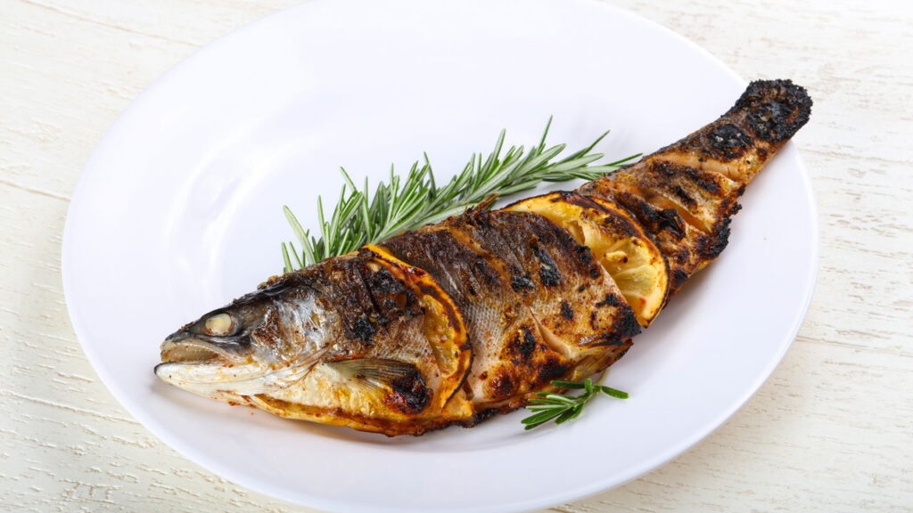 Peixe assado que derrete na boca