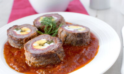 Receita prática de rocambole recheado para almoço em família