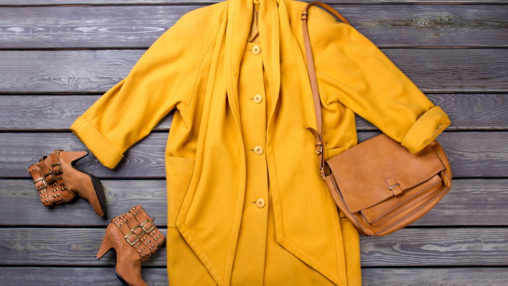 Como usar roupas de inverno no verão com conforto e estilo