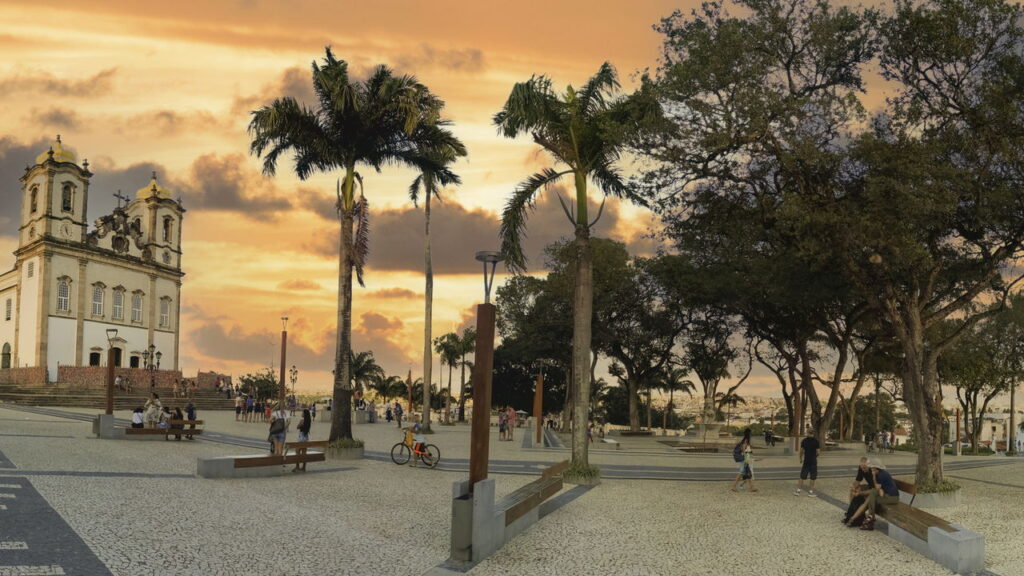 A energia dessa cidade cresce entre praias marcantes e festas tradicionais