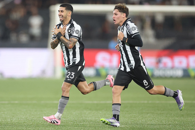 Botafogo terá ataque reserva contra o Grêmio