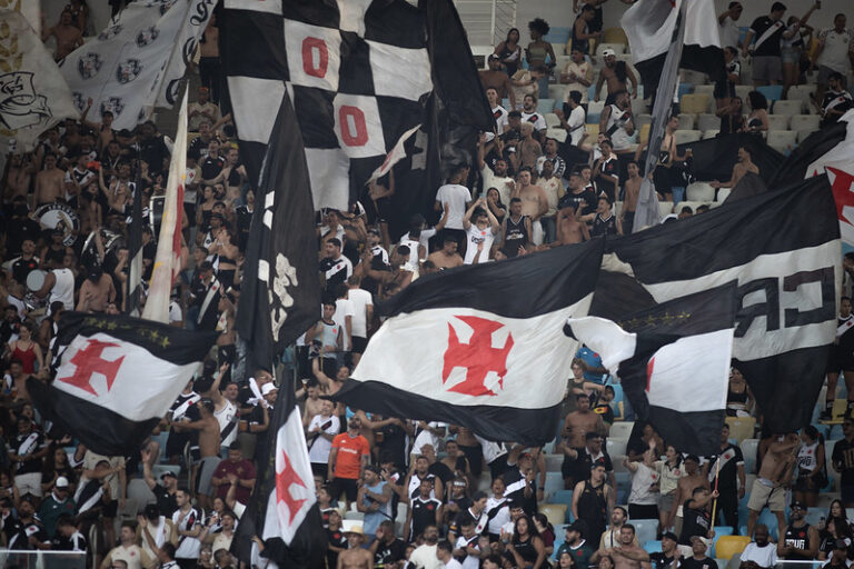 Saiba como e onde comprar ingressos para Vasco x Vitória - Super Rádio Tupi