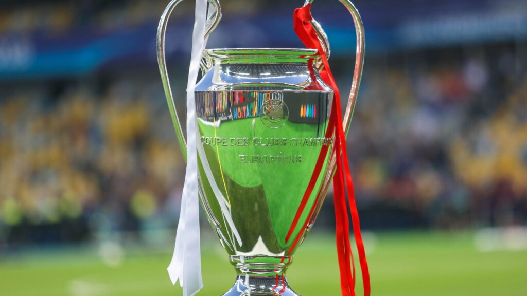 Benzema avalia volta à Europa e desperta interesse de gigantes da Champions