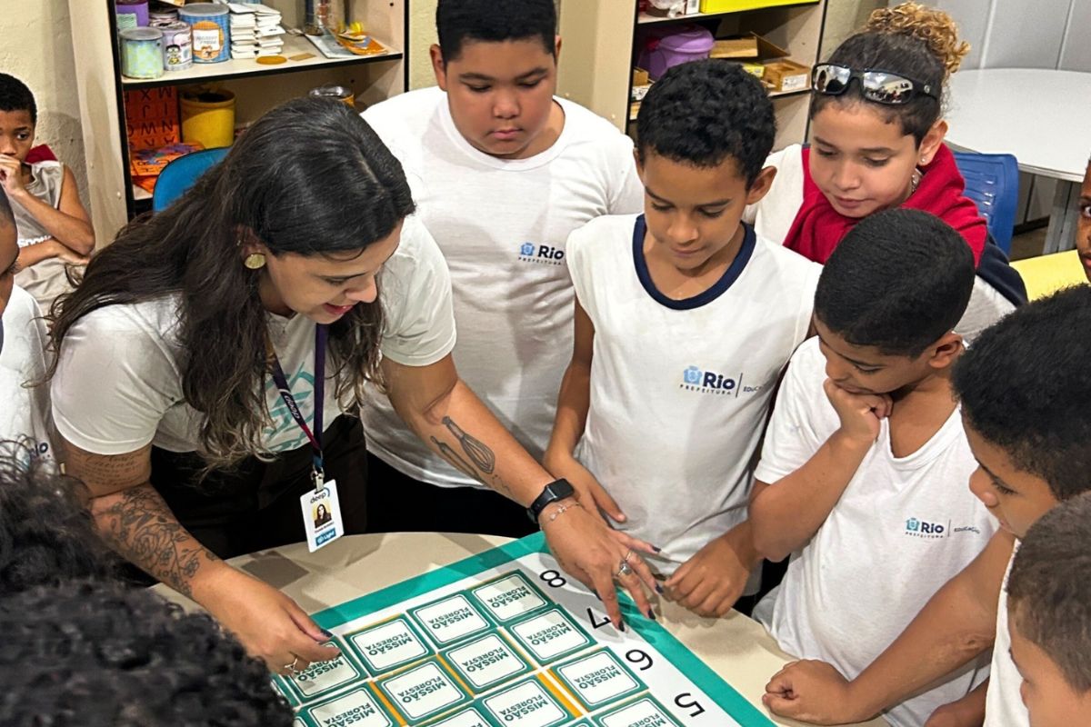 Light promove plantio de mudas da Mata Atlântica em escolas do Rio