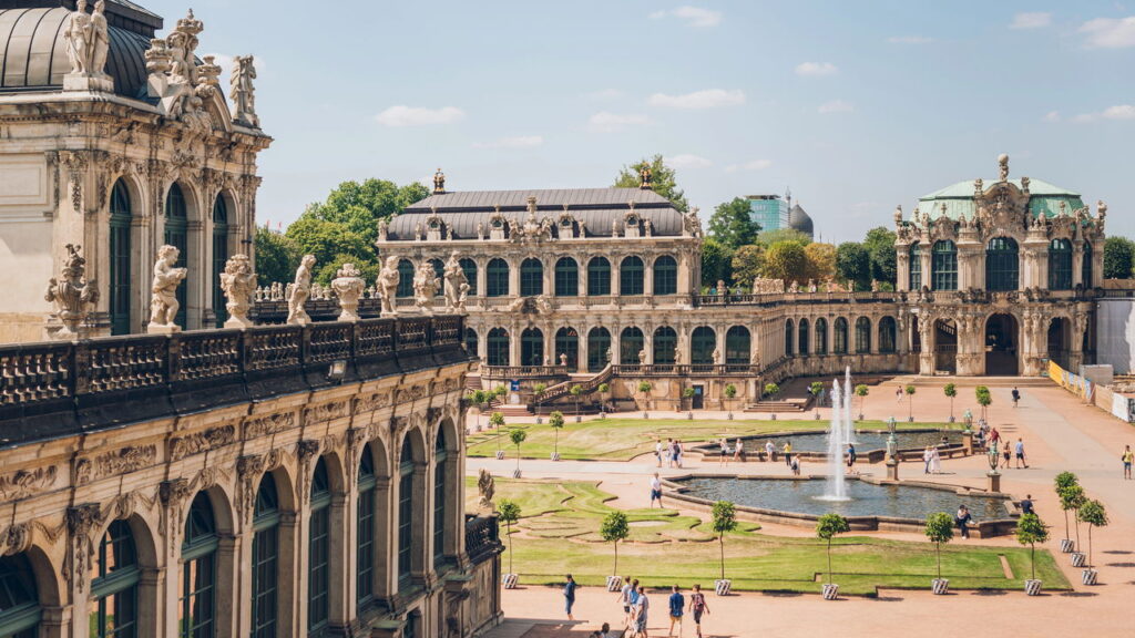 A cidade que encanta pela arquitetura, arte e história de resiliência