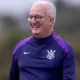 Dorival reforça prioridade no Brasileirão e evita iniciar planejamento para 2026