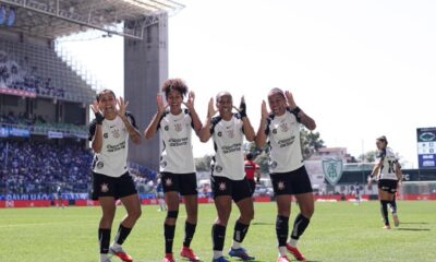 Final do Brasileirão Feminino terá decisão emocionante na Neo Química Arena após empate com gols e recorde de público em Belo Horizonte."