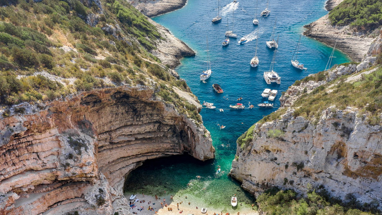 Ilha croata guarda segredos que surpreendem até viajantes experientes