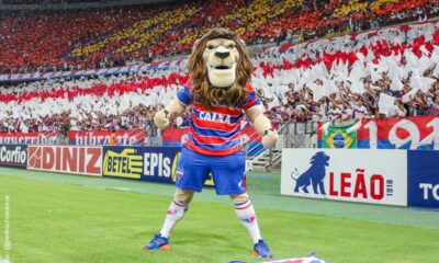 Fortaleza vence o Vitória na estreia de Palermo e quebra jejum no Brasileirão