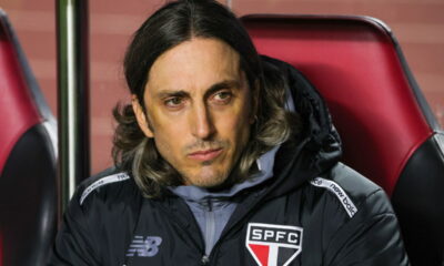 Ex-técnico do São Paulo pode assumir o Internacional e aposta em inovação tática