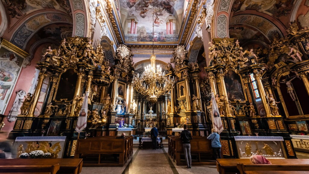 A cidade chamada de "Paris da Ucrânia" surpreende até os turistas mais experientes