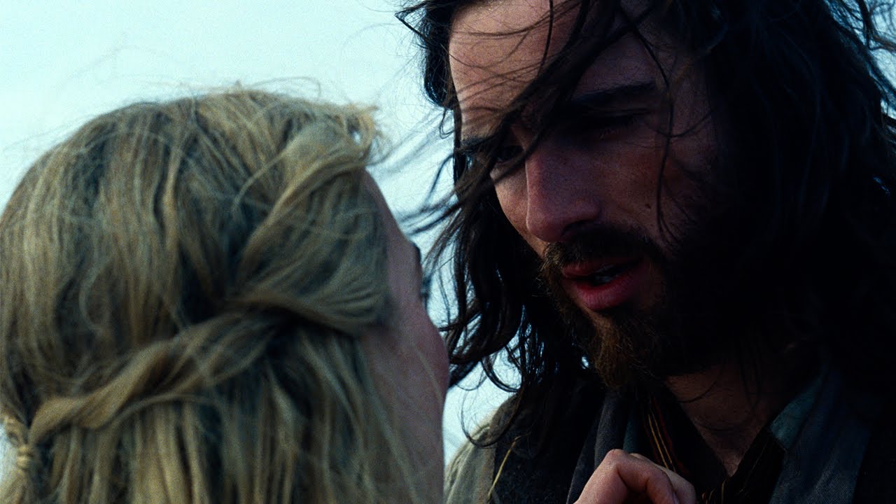 Trailer de O Morro dos Ventos Uivantes com Margot Robbie surpreende fãs