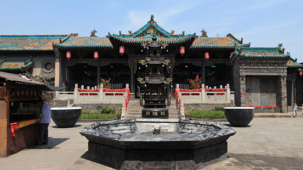 Caminhar pelas ruas dessa cidade é como viajar séculos atrás