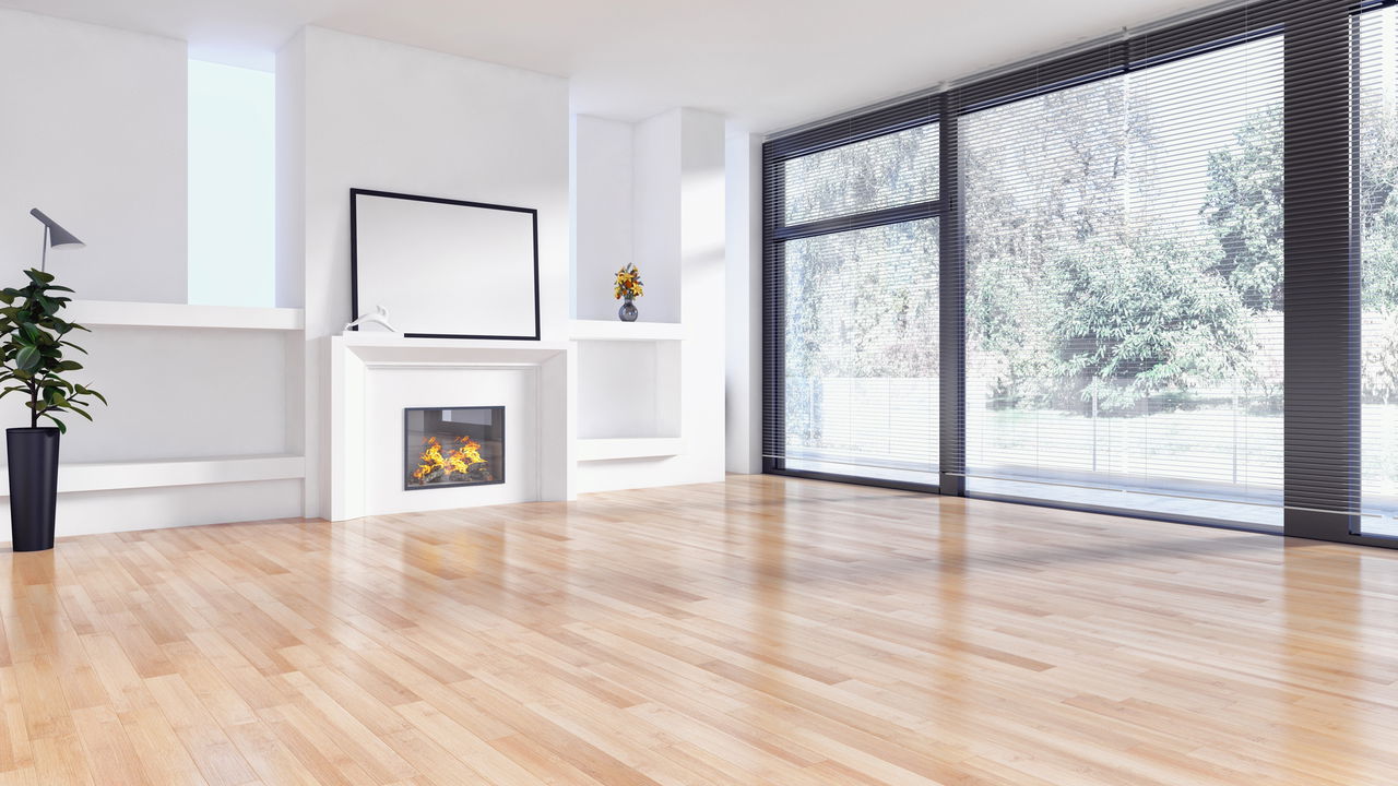 Limpeza de pisos de madeira com mistura caseira simples, econômica e eficaz