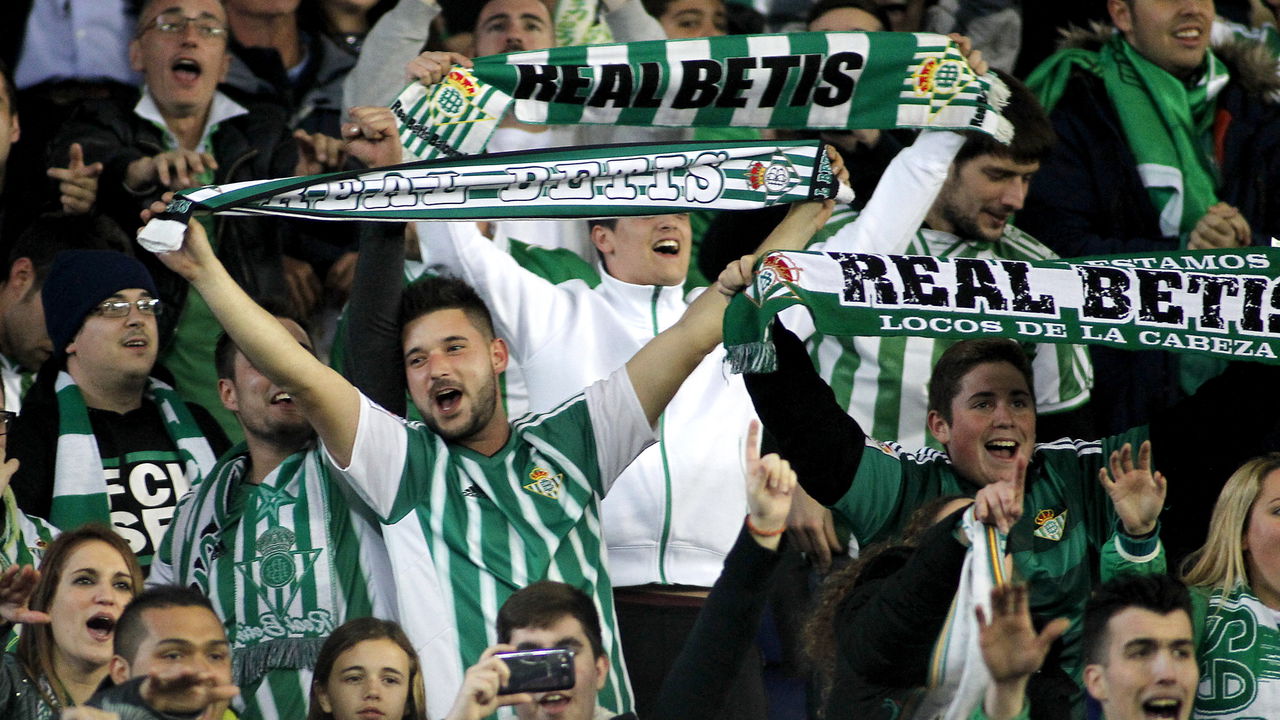 Clube europeu surpreende ao anunciar retorno de craque brasileiro