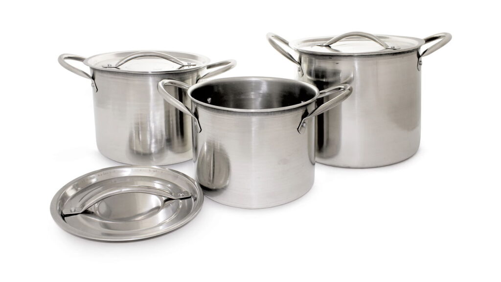 Recipientes de plástico estão perdendo espaço para os de inox