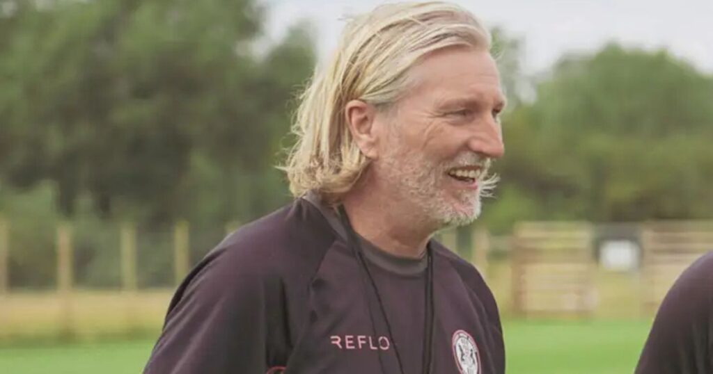 Robbie-Savage-tecnico-de-futebol