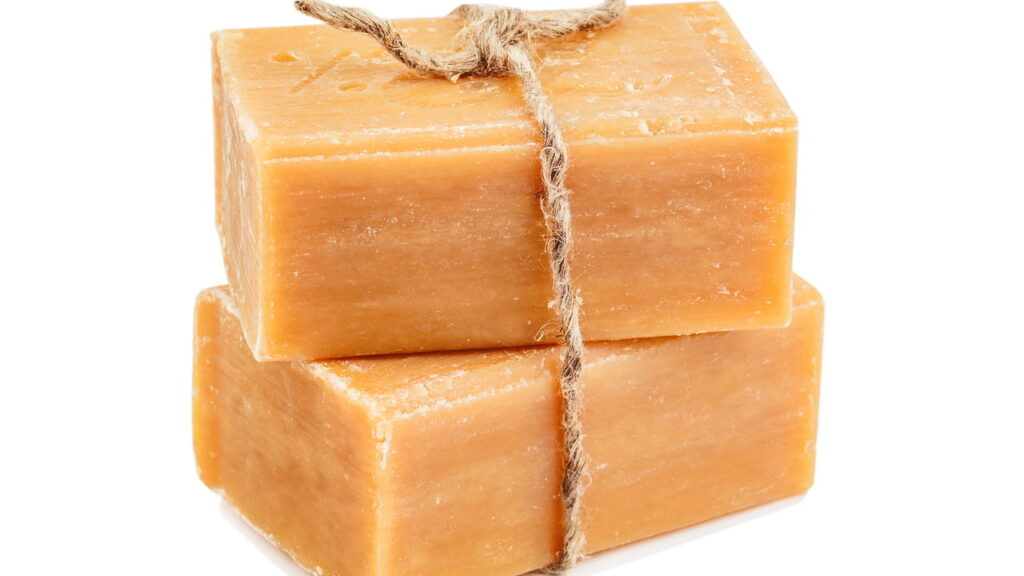 Aprenda de uma vez por todas a como fazer o sabão de álcool glicerinado