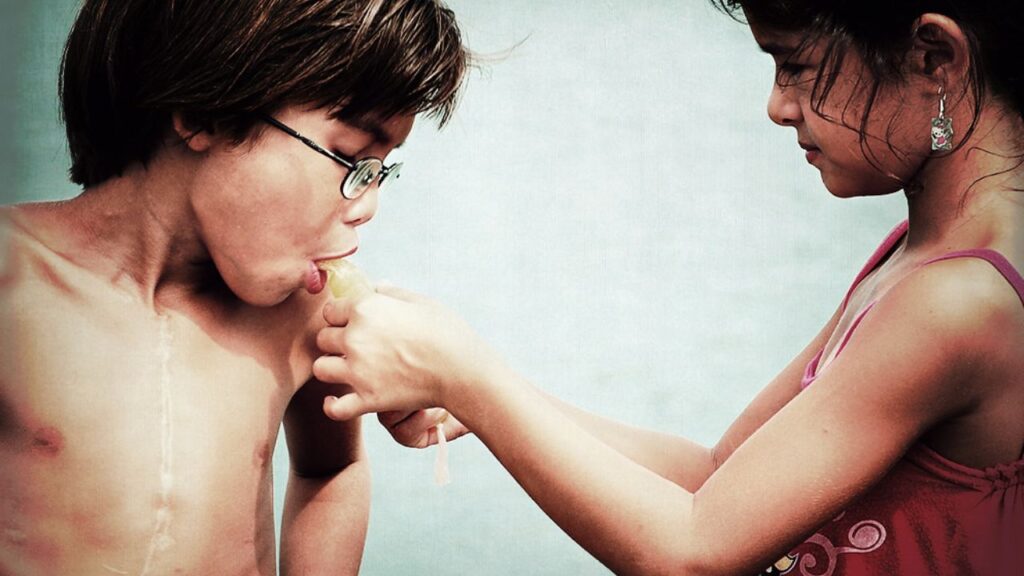 Com a chegada do calor intenso, cresce a procura por opções refrescantes e deliciosas no Brasil, e nada supera a popularidade do sacolé geladinho