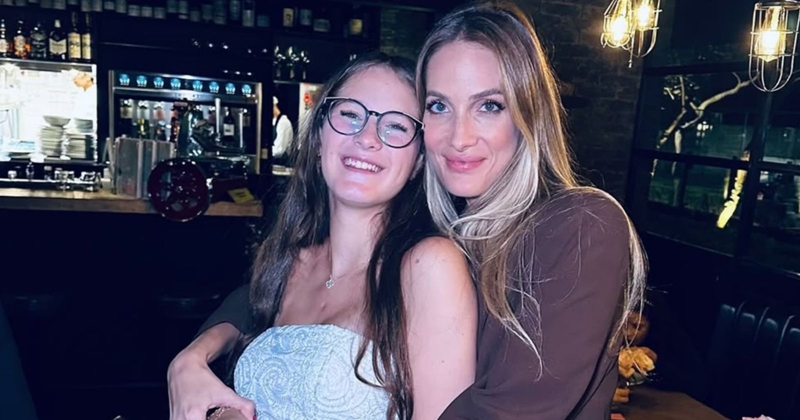 Filha de Schynaider Moura morre aos 16 anos após parada cardíaca