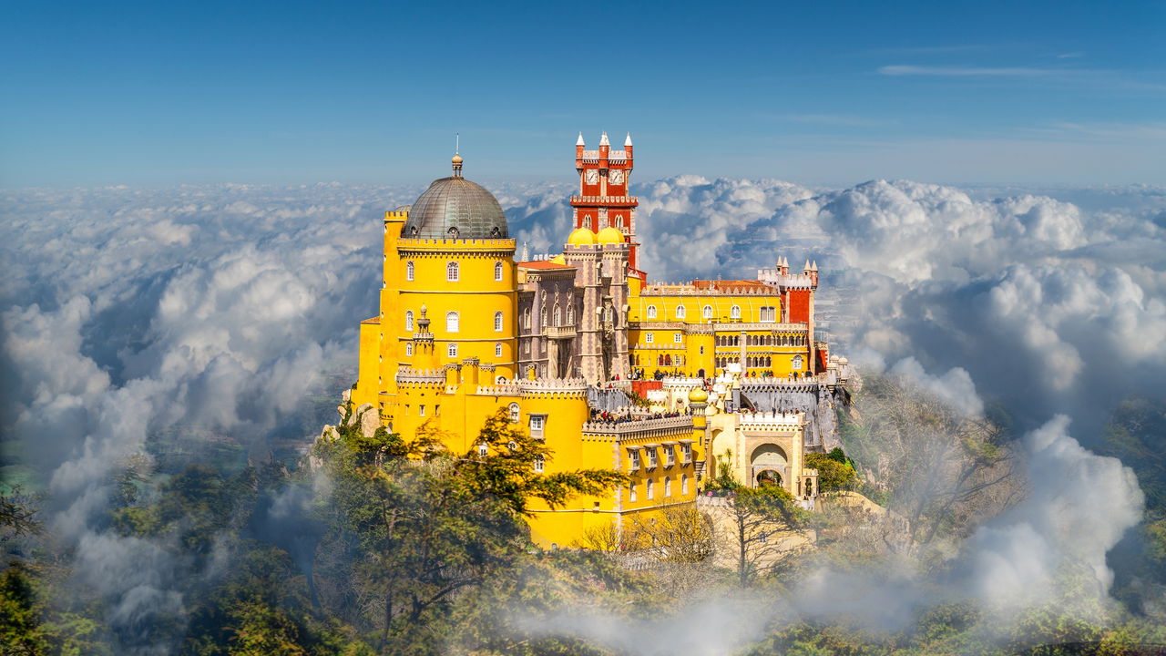A cidade portuguesa onde castelos e magia vivem lado a lado