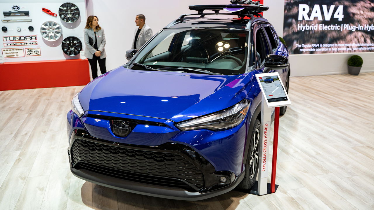 Comparativo entre Sentra ou Corolla em conforto, economia e custo-benefício