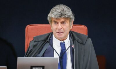 Com 2 a 0 por condenação, Fux é o terceiro a votar em julgamento de Bolsonaro