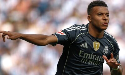 Kylian Mbappé em campo pelo Real Madrid. Foto: Divulgação X/Real Madrid