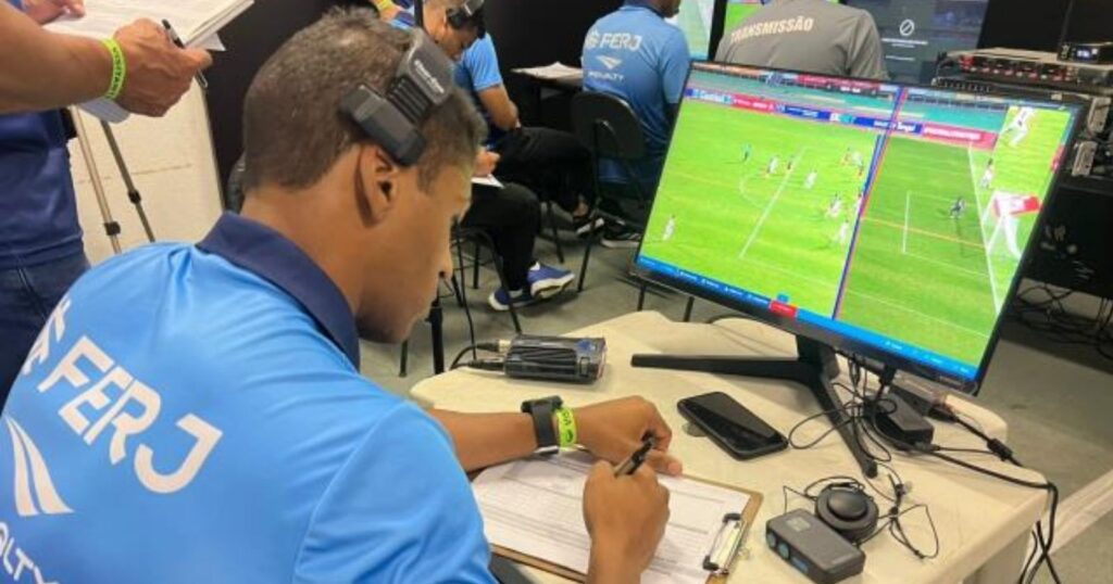 VAR no Campeonato Carioca. Foto: Agência FERJ