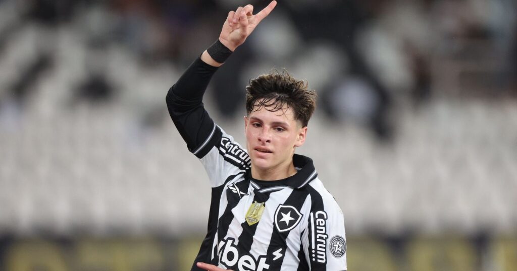 Montoro comemorando gol contra o Mirassol. Foto: Vitor Silva/Botafogo