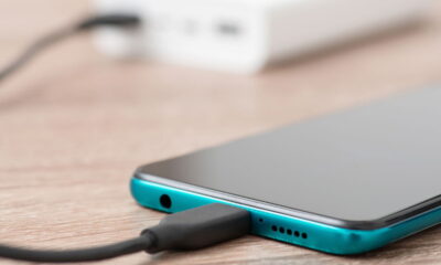 Esse cabo carrega celular e transfere arquivos 10x mais rápido