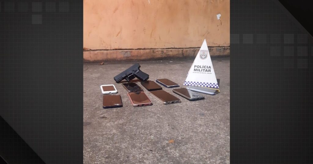 PM prende criminosos após assalto a ônibus em Bonsucesso